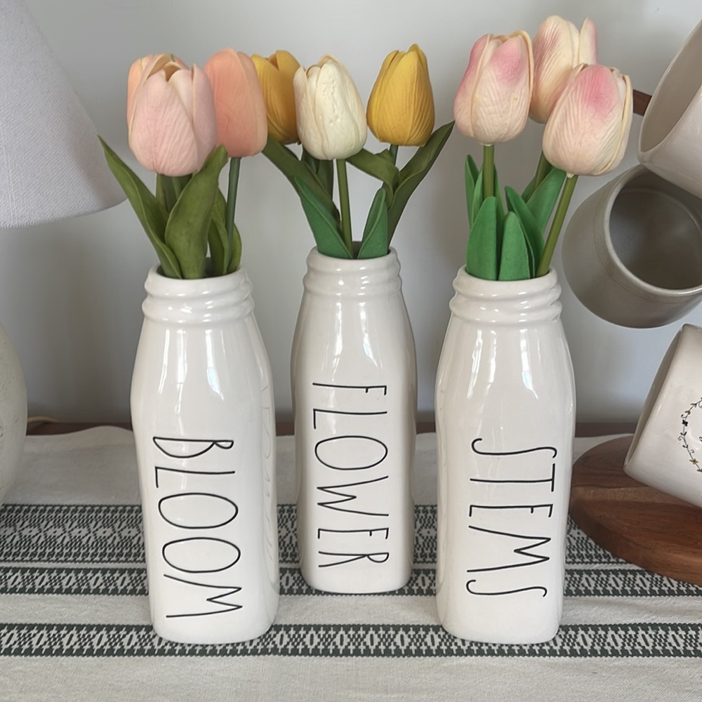 RAE DUNN Milk Bottle Vase Set 🌷